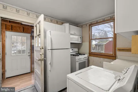 $300,000 | 9910 Lorain Avenue, Silver Spring, MD 20901