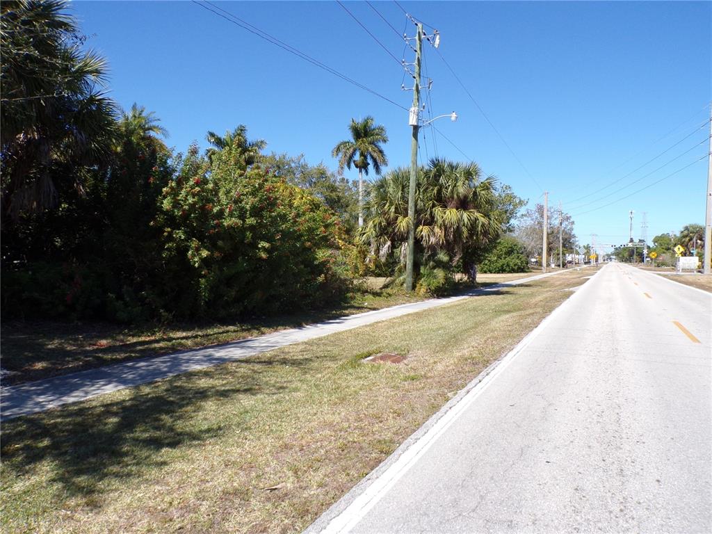 711 Cooper Street Punta Gorda, FL 33950 - Photo 14 of 31