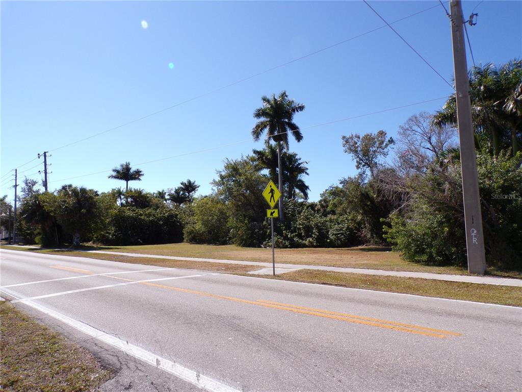 711 Cooper Street Punta Gorda, FL 33950 - Photo 23 of 31