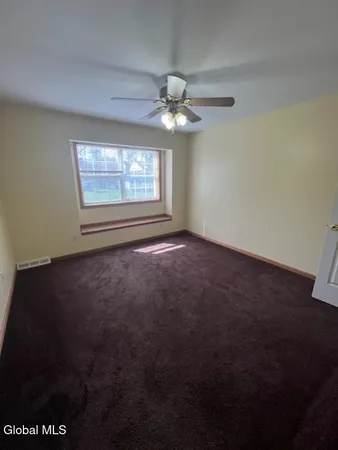 $2,850 | 26 Ponderosa Drive, Unit B, Halfmoon, NY 12065