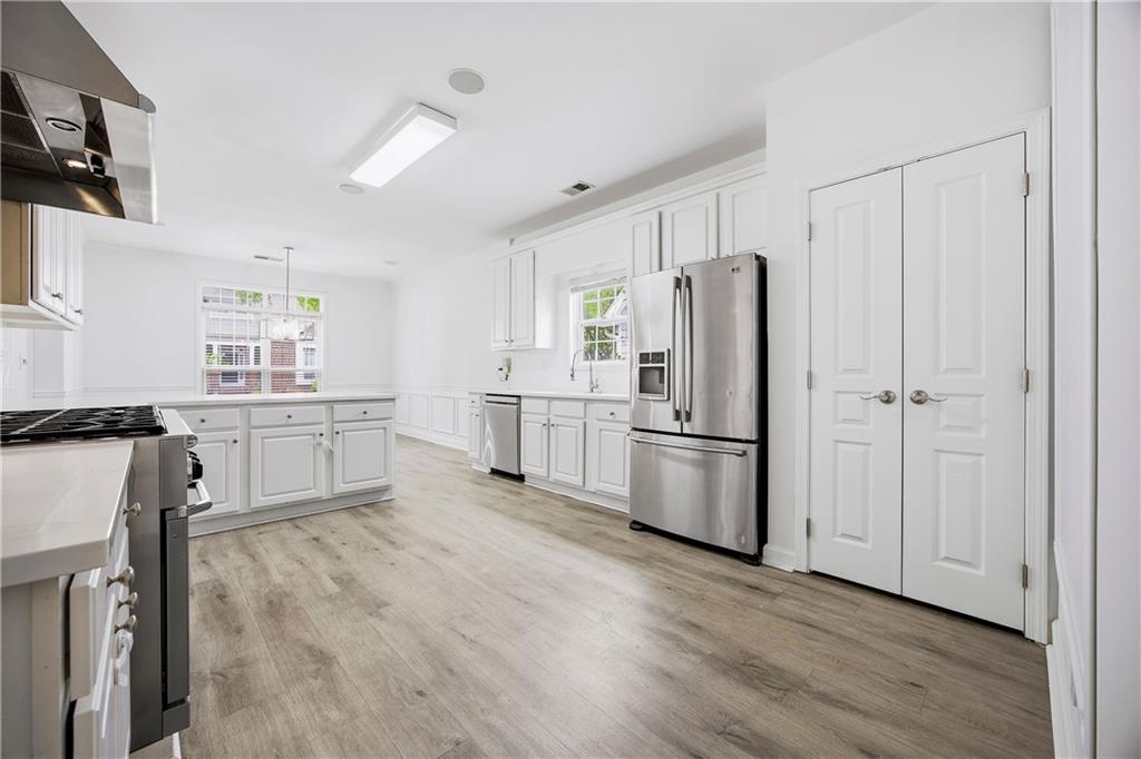 870 Scales Road Suwanee, GA 30024 - Photo 5 of 28