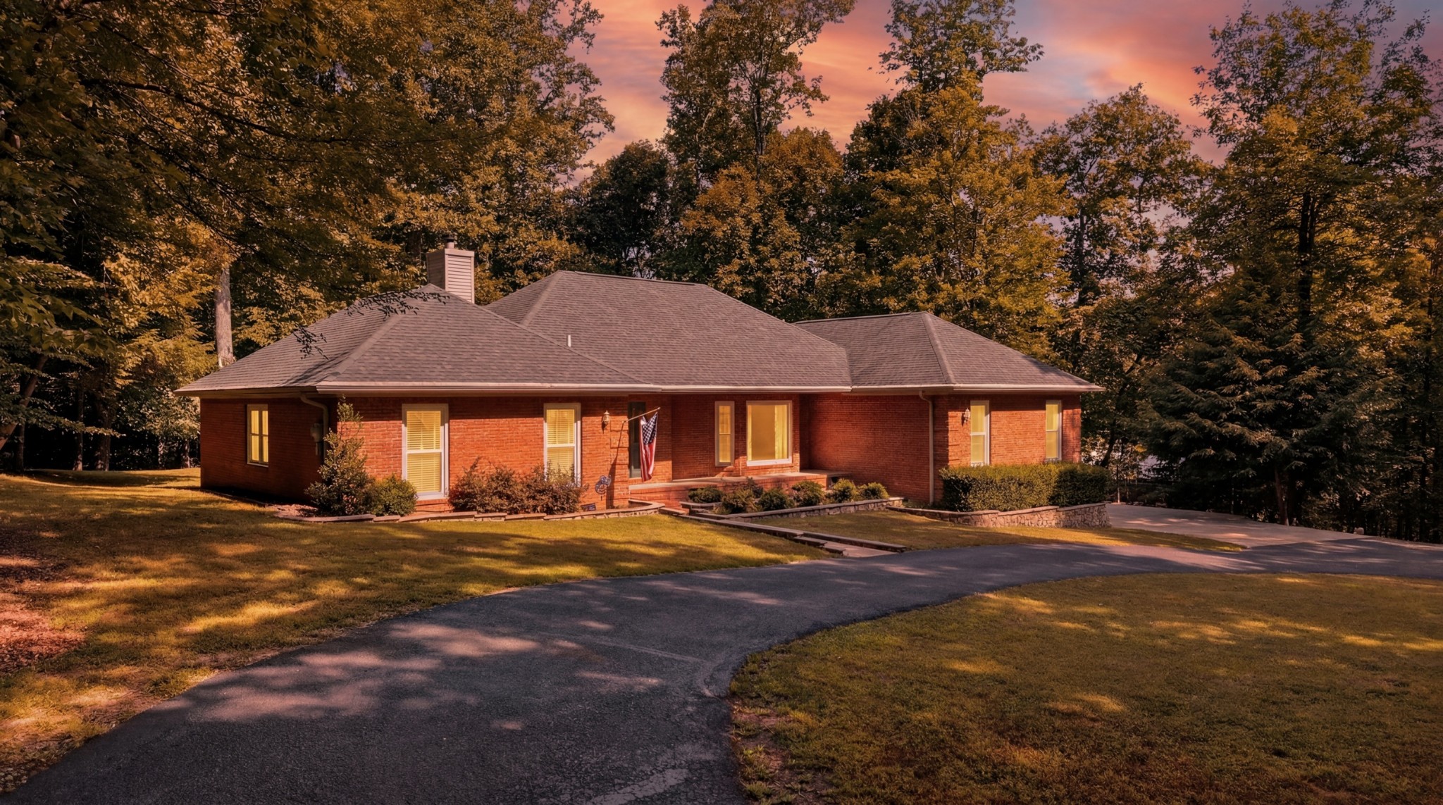 419 Laurel Crown Road Manchester, TN 37355 - Photo 2 of 58