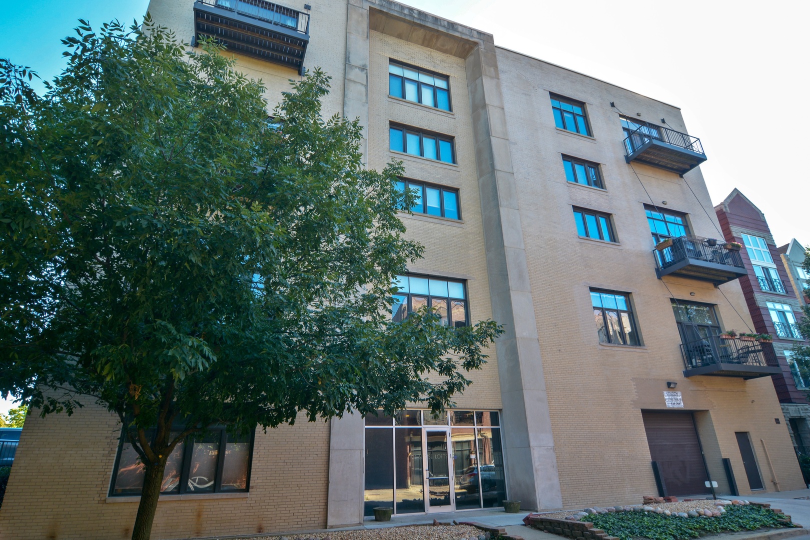 2101 West Rice Street, Unit 404 Chicago, IL 60622 - Photo 1 of 13