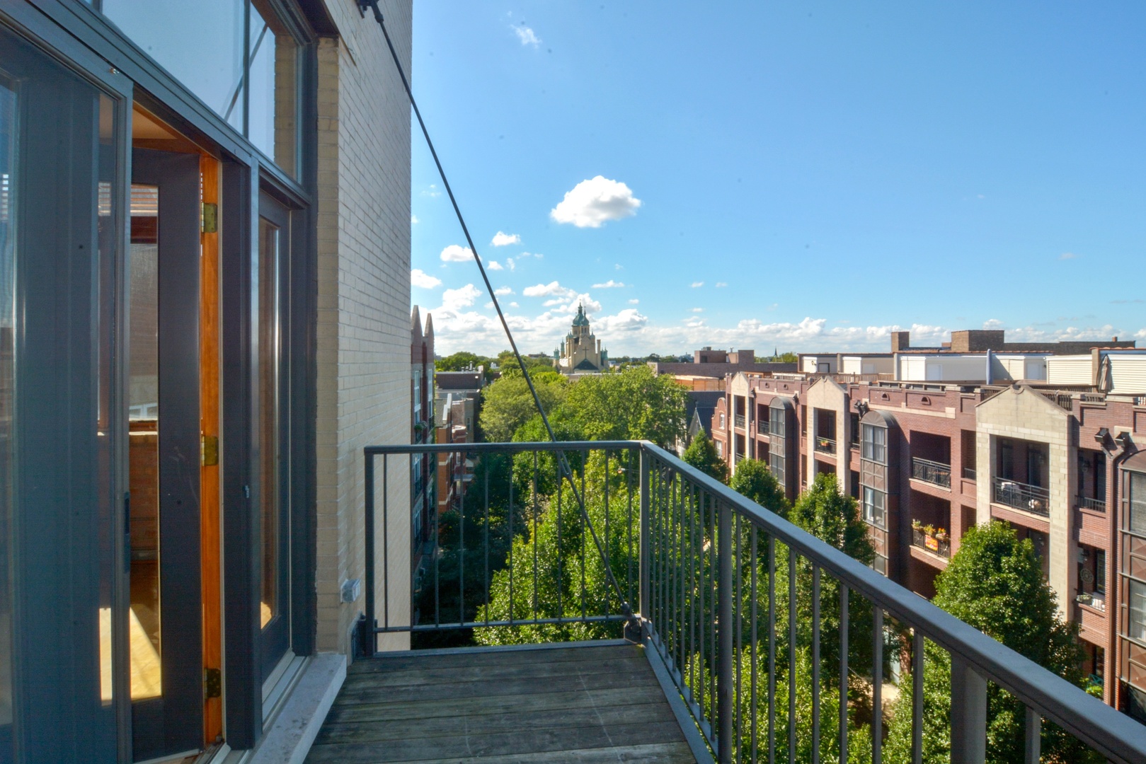 2101 West Rice Street, Unit 404 Chicago, IL 60622 - Photo 11 of 13