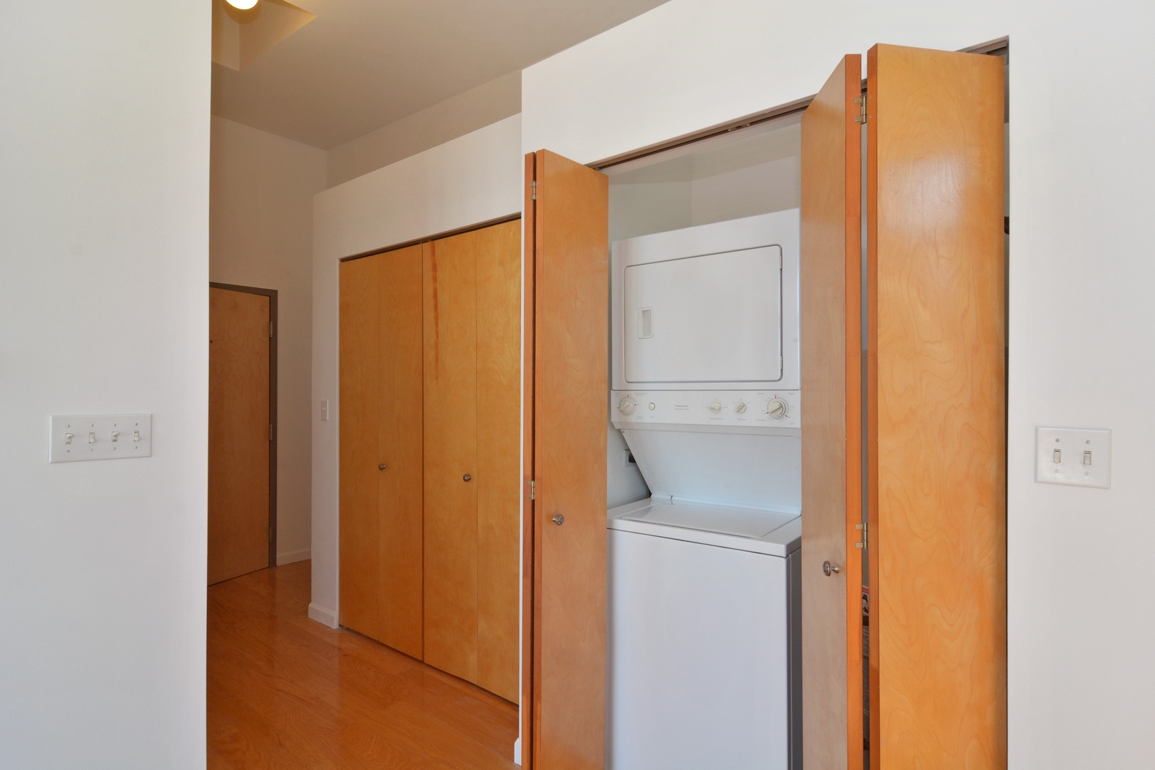 2101 West Rice Street, Unit 404 Chicago, IL 60622 - Photo 10 of 13