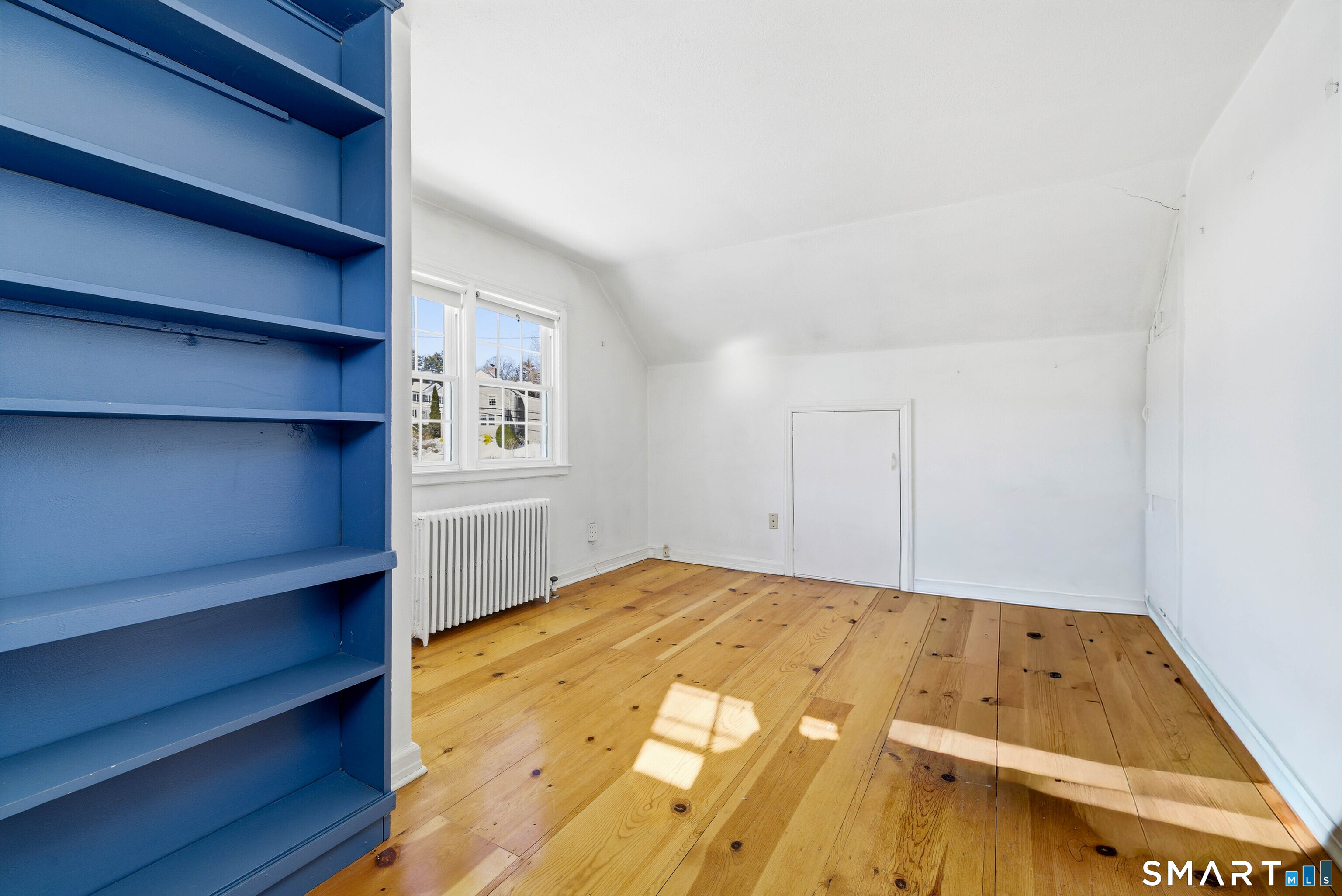 15 Townline Road Hamden, CT 06517 - Photo 23 of 38 2nd bedroom on the second floor