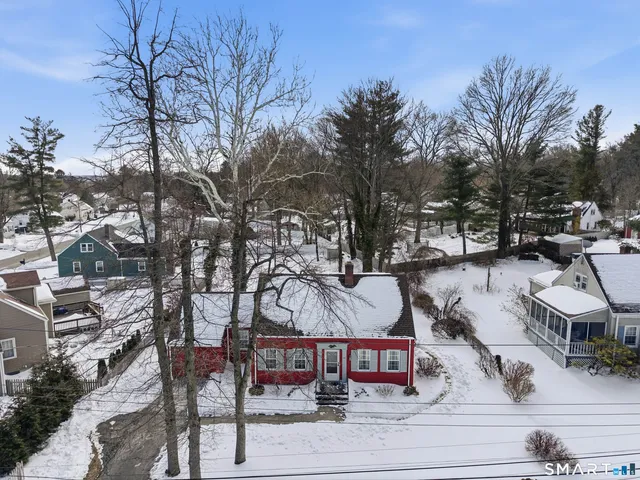 $380,000 | 15 Townline Road, Hamden, CT 06517