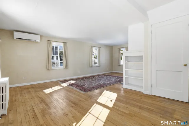 $380,000 | 15 Townline Road, Hamden, CT 06517