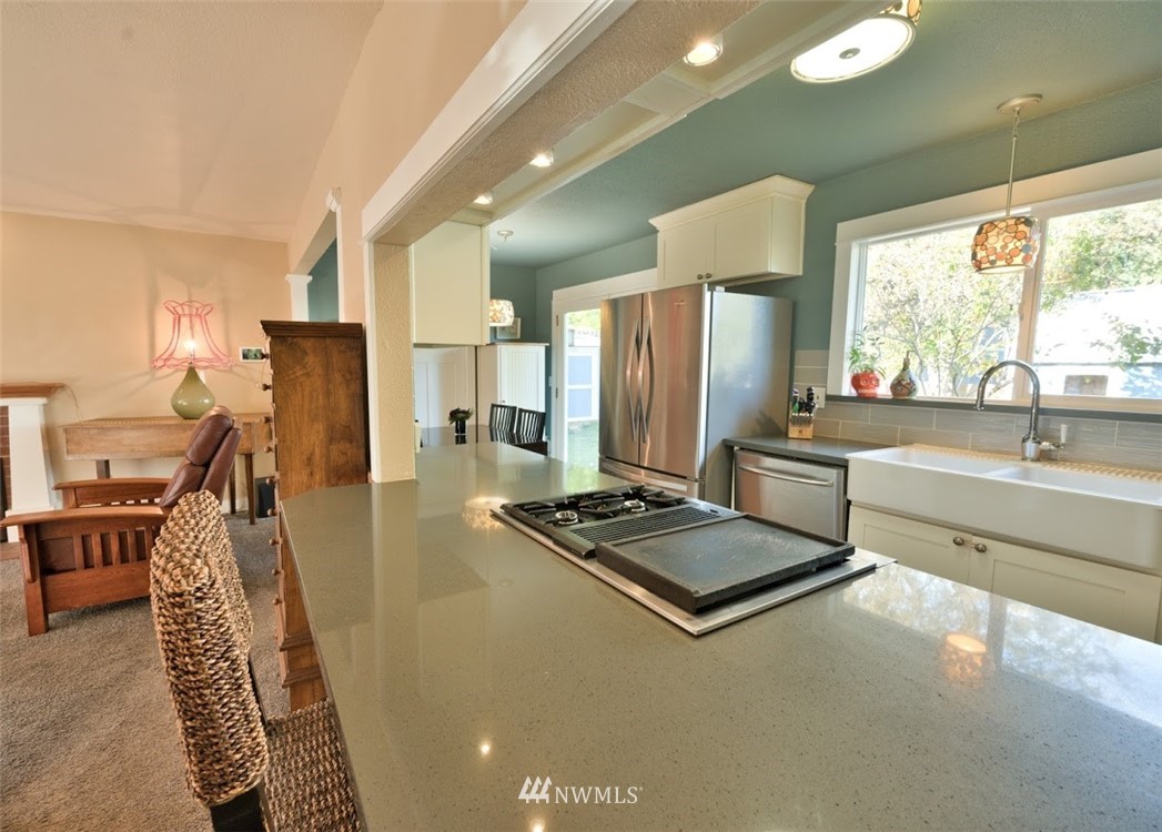 23 218th Place Southeast Bothell, WA 98021 - Photo 11 of 27