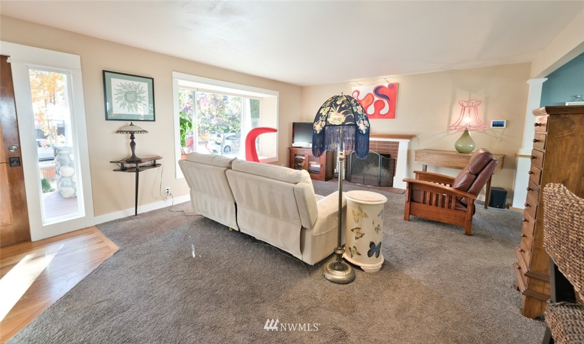 23 218th Place Southeast Bothell, WA 98021 - Photo 7 of 27