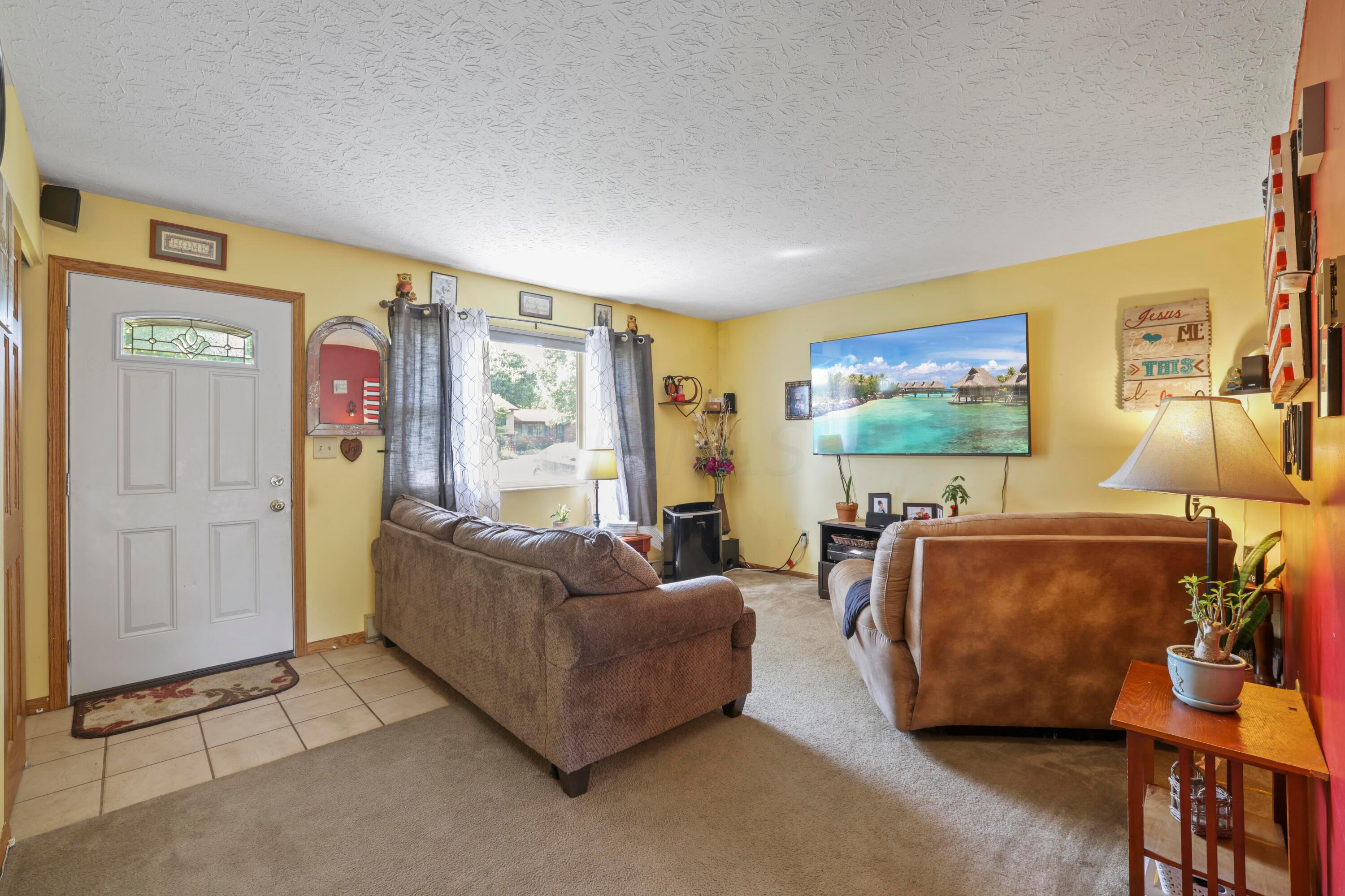 15650 Pleasant View Road Mount Vernon, OH 43050 - Photo 9 of 41 GR7A9575