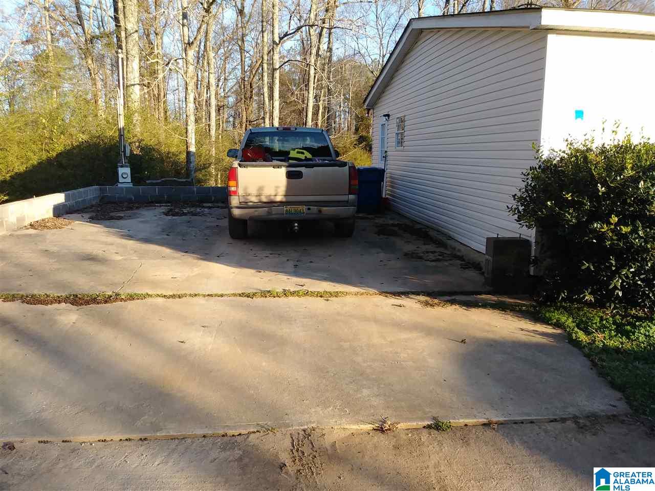 976 Graves Gap Road Hayden, AL 35079 - Photo 6 of 31