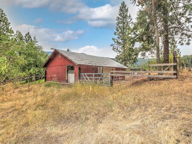 6102 South Campbell Road Greenacres, WA 99016 - Photo 17 of 20 Gallery Image 17