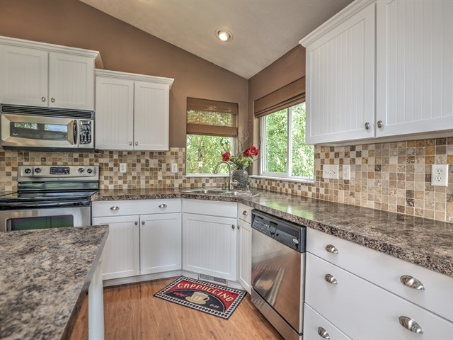 6102 South Campbell Road Greenacres, WA 99016 - Photo 5 of 20 Gallery Image 5