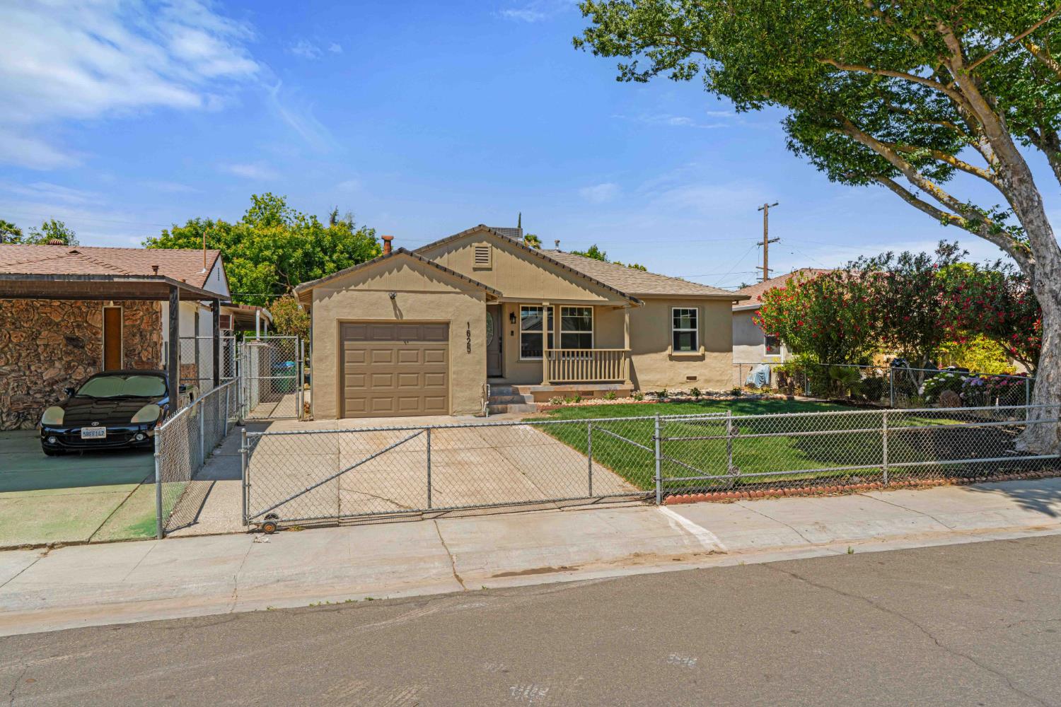 1625 Spring Street Stockton, CA 95206 - Photo 3 of 29