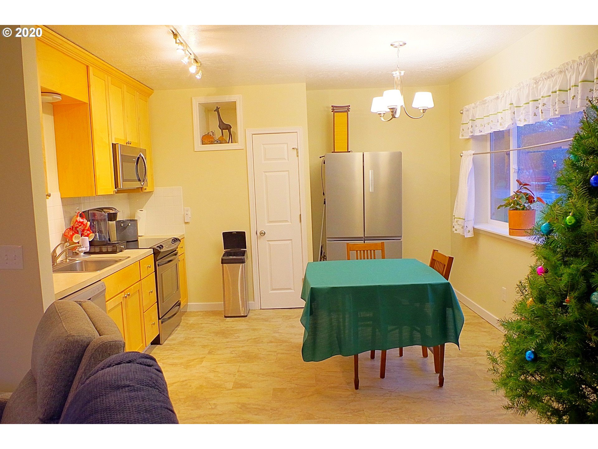 1816 Fir Road Forest Grove, OR 97116 - Photo 29 of 32 Gallery Image 29