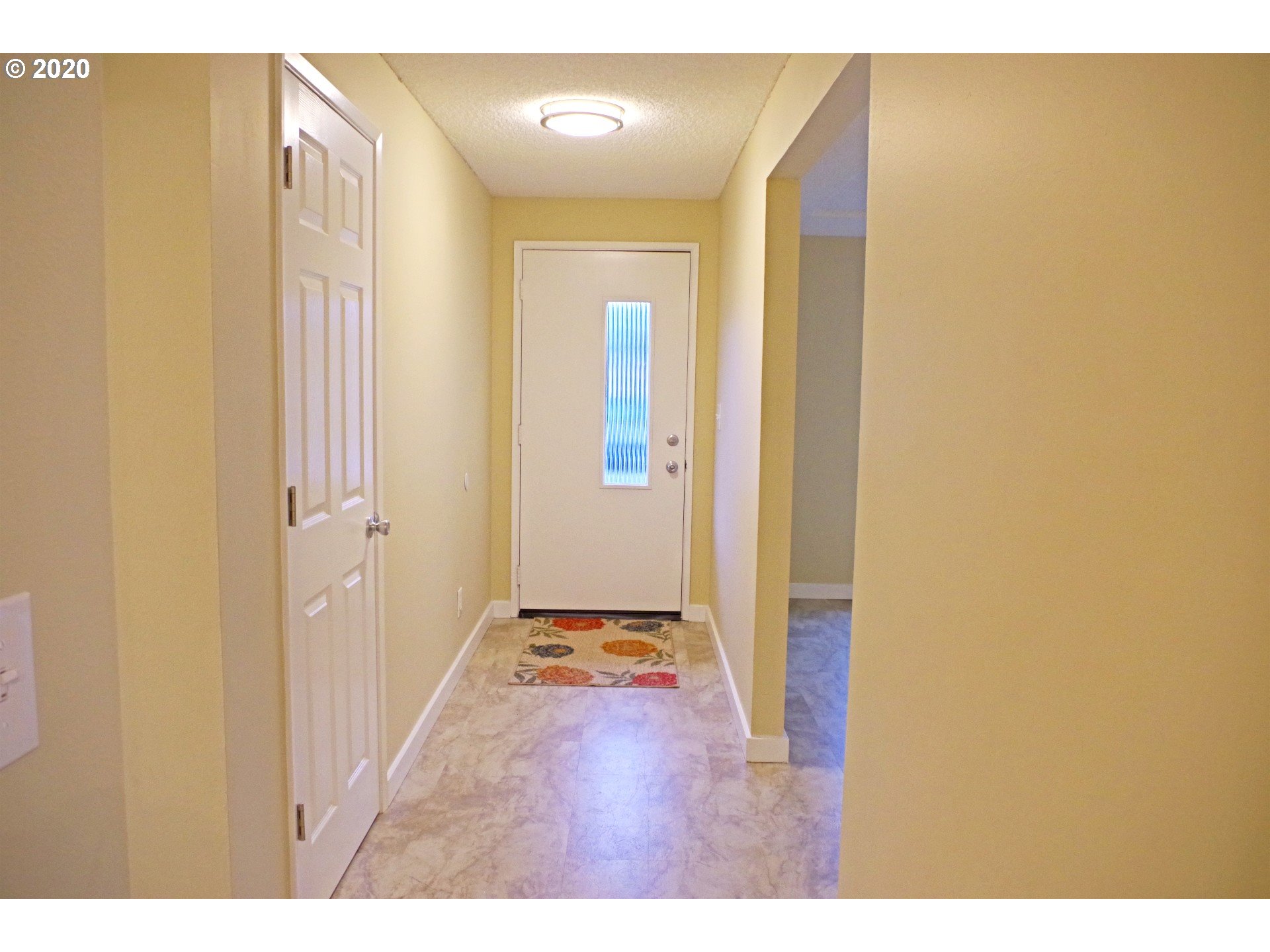 1816 Fir Road Forest Grove, OR 97116 - Photo 4 of 32 Gallery Image 4