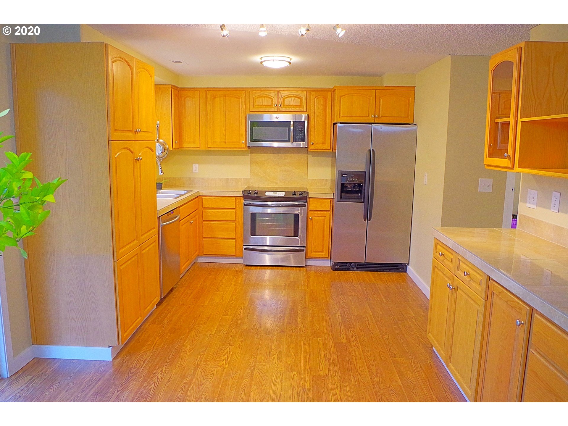 1816 Fir Road Forest Grove, OR 97116 - Photo 5 of 32 Gallery Image 5