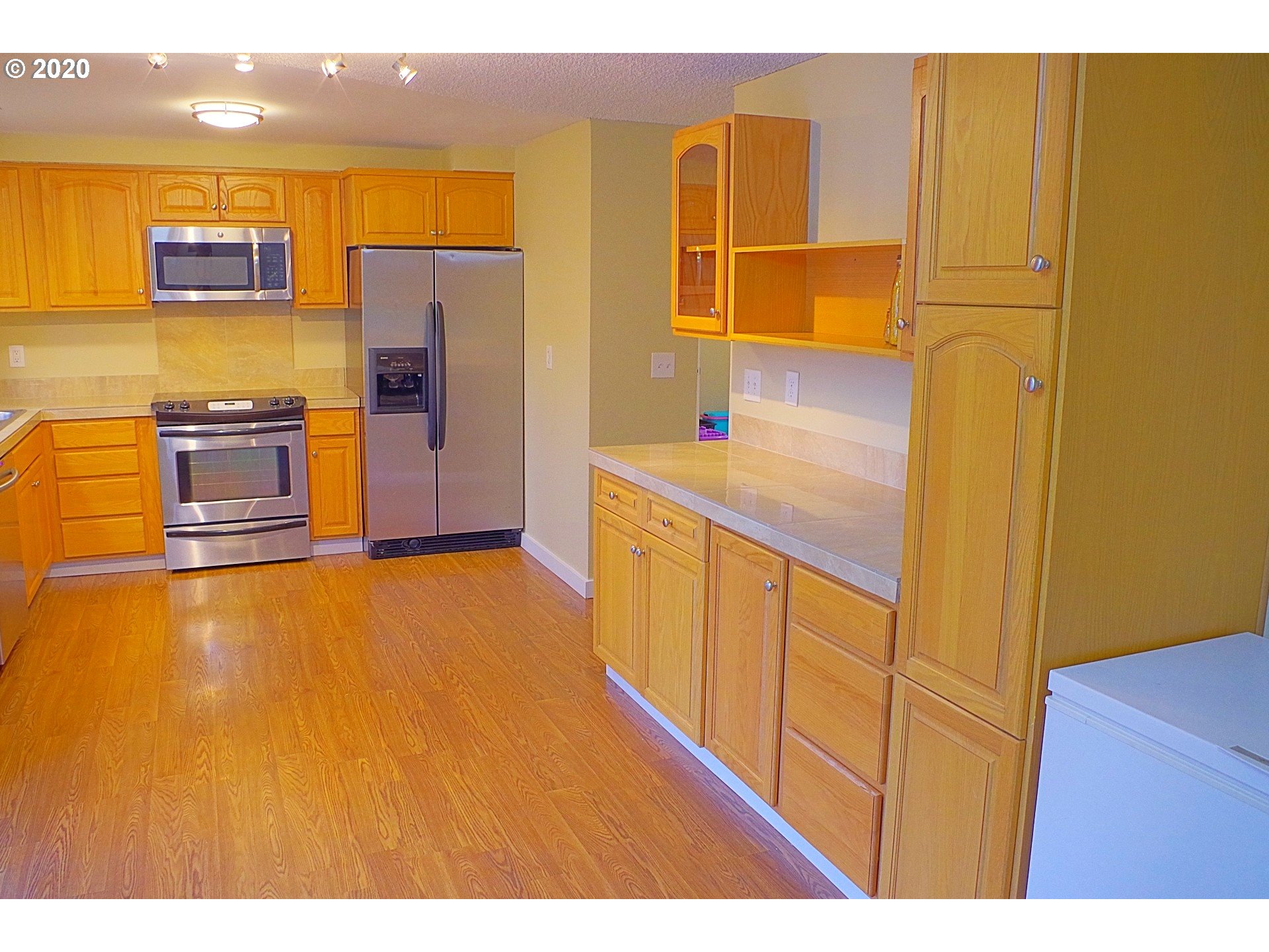 1816 Fir Road Forest Grove, OR 97116 - Photo 10 of 32 Gallery Image 10