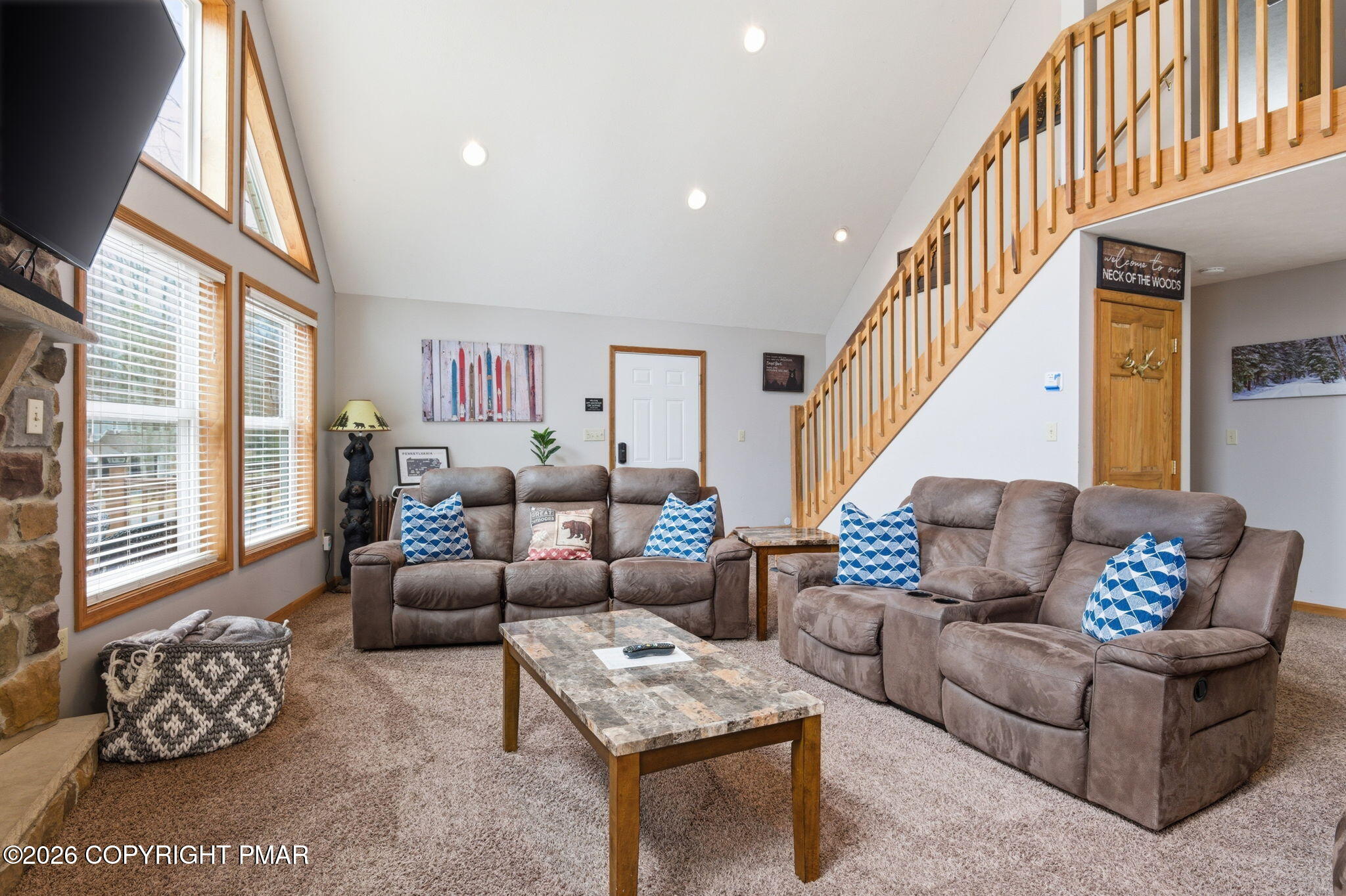 677 South Old Stage Road Albrightsville, PA 18210 - Photo 13 of 67 Living Area