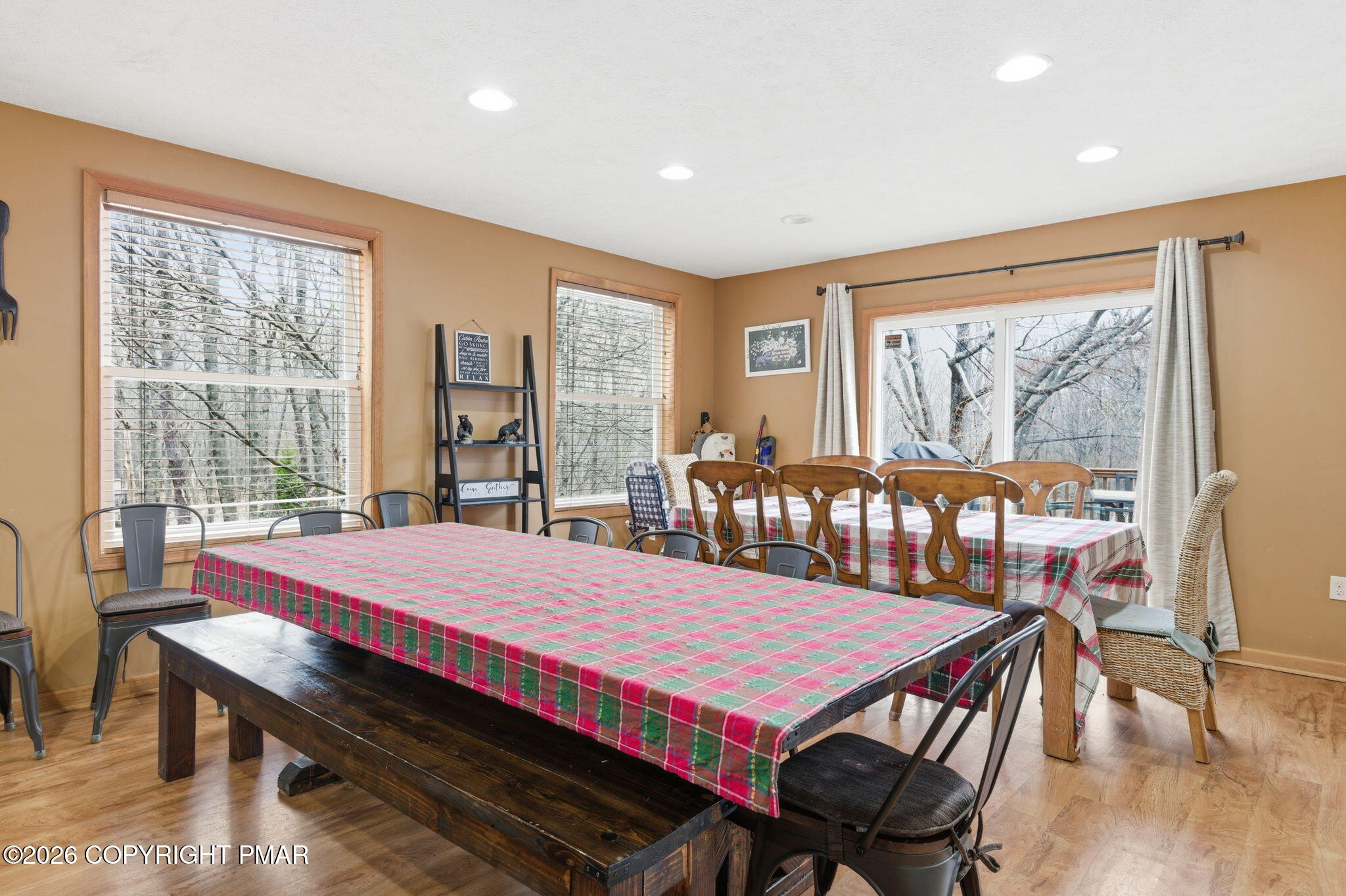 677 South Old Stage Road Albrightsville, PA 18210 - Photo 14 of 67 Dining Area