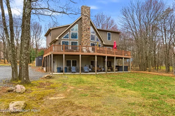 $890,000 | 677 South Old Stage Road, Albrightsville, PA 18210