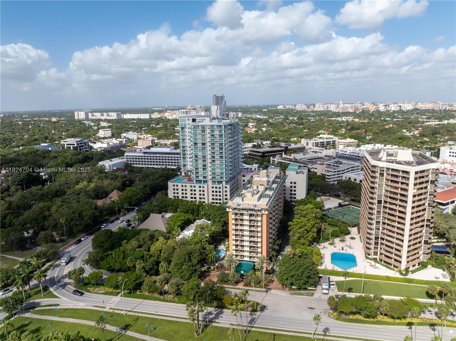 2951 South Bayshore Drive, Unit 717 Miami, FL 33133 - Photo 28 of 31 a view of a city