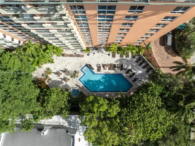 $550,000 | 2951 South Bayshore Drive, Unit 717, Miami, FL 33133