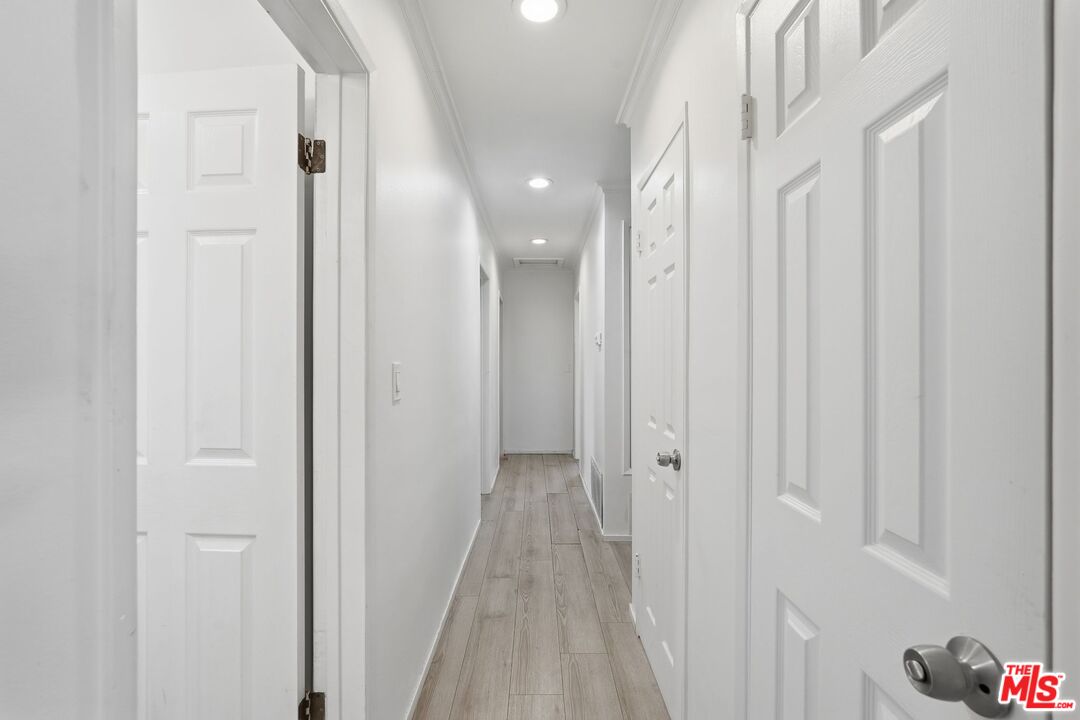 10401 Amigo Avenue Porter Ranch, CA 91326 - Photo 14 of 36