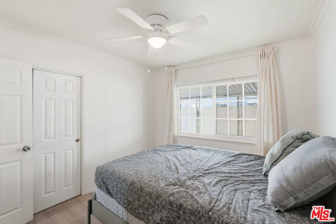 10401 Amigo Avenue Porter Ranch, CA 91326 - Photo 17 of 36