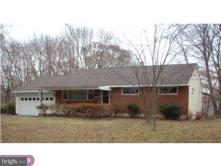 604 Winding Road Horsham, PA 19044 - Photo 4 of 4 Gallery Image 4
