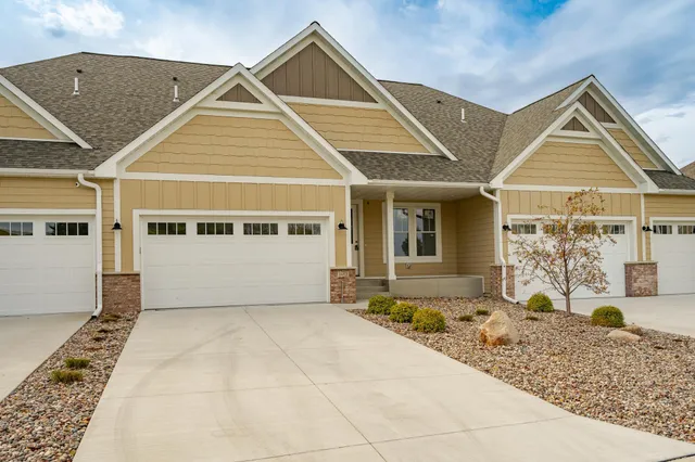 $564,900 | 1483 Belvior Lane Northeast, Byron, MN 55920