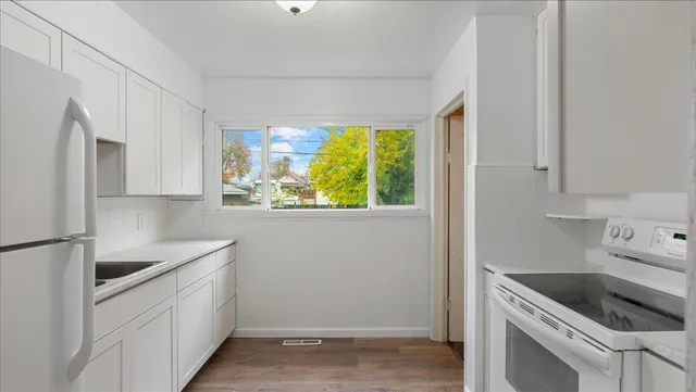 $240,000 | 921 East Lacrosse Avenue, Spokane, WA 99207