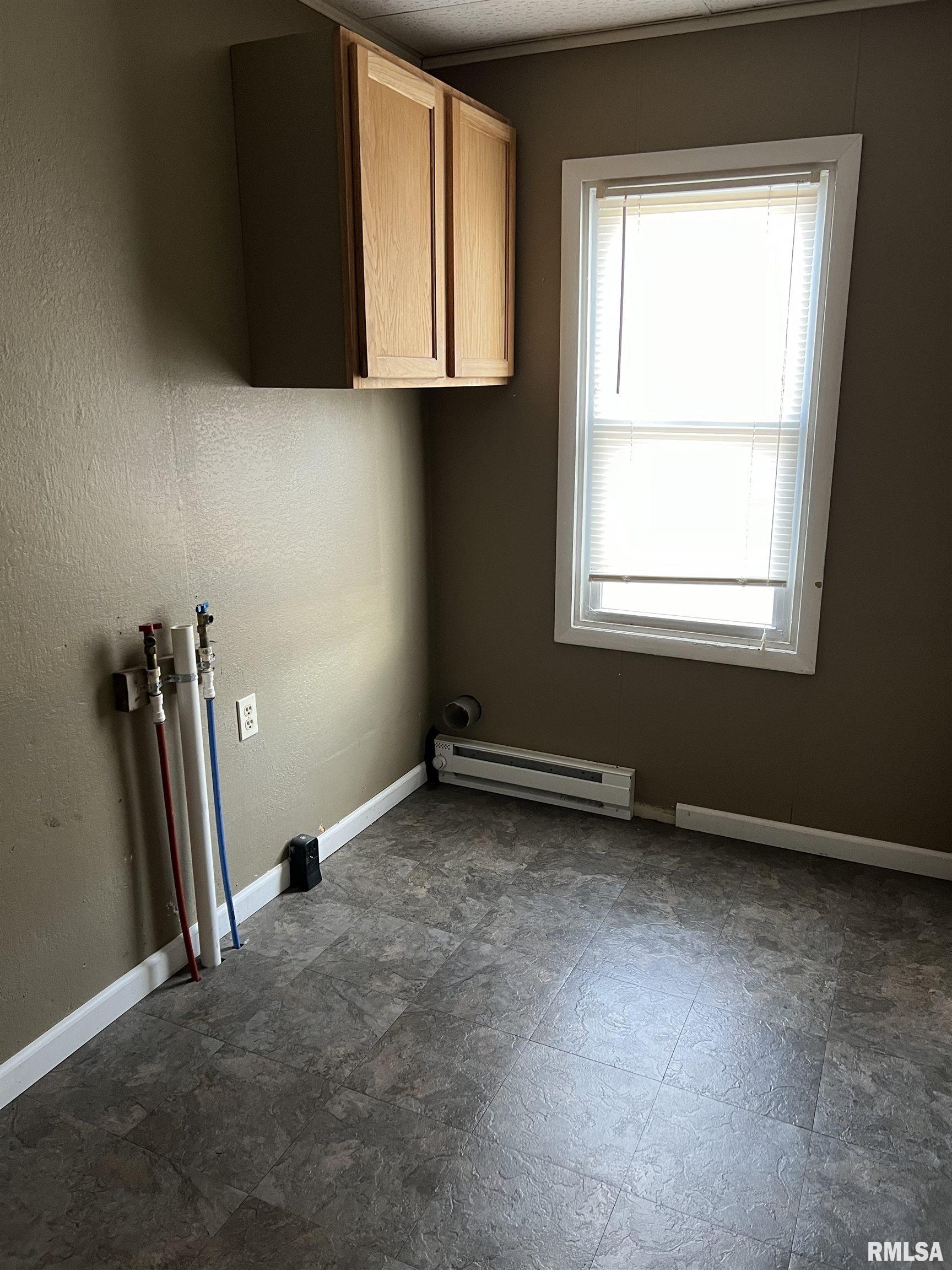 135 East Main Street Mount Sterling, IL 62353 - Photo 15 of 18