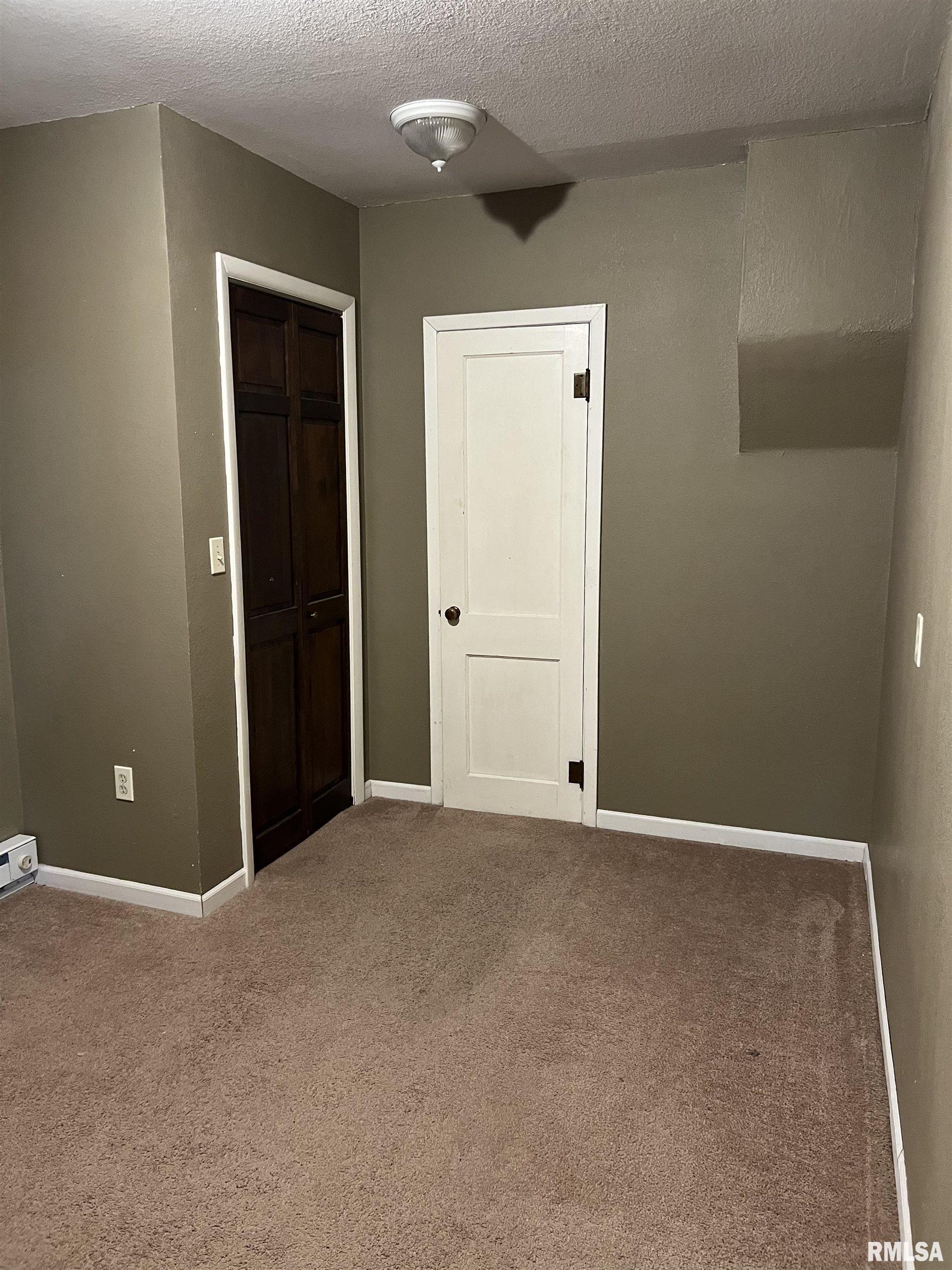 135 East Main Street Mount Sterling, IL 62353 - Photo 5 of 18