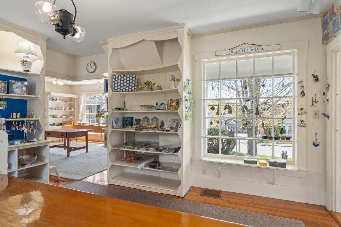 34 Townsend Avenue Boothbay Harbor, ME 04538 - Photo 13 of 32 14