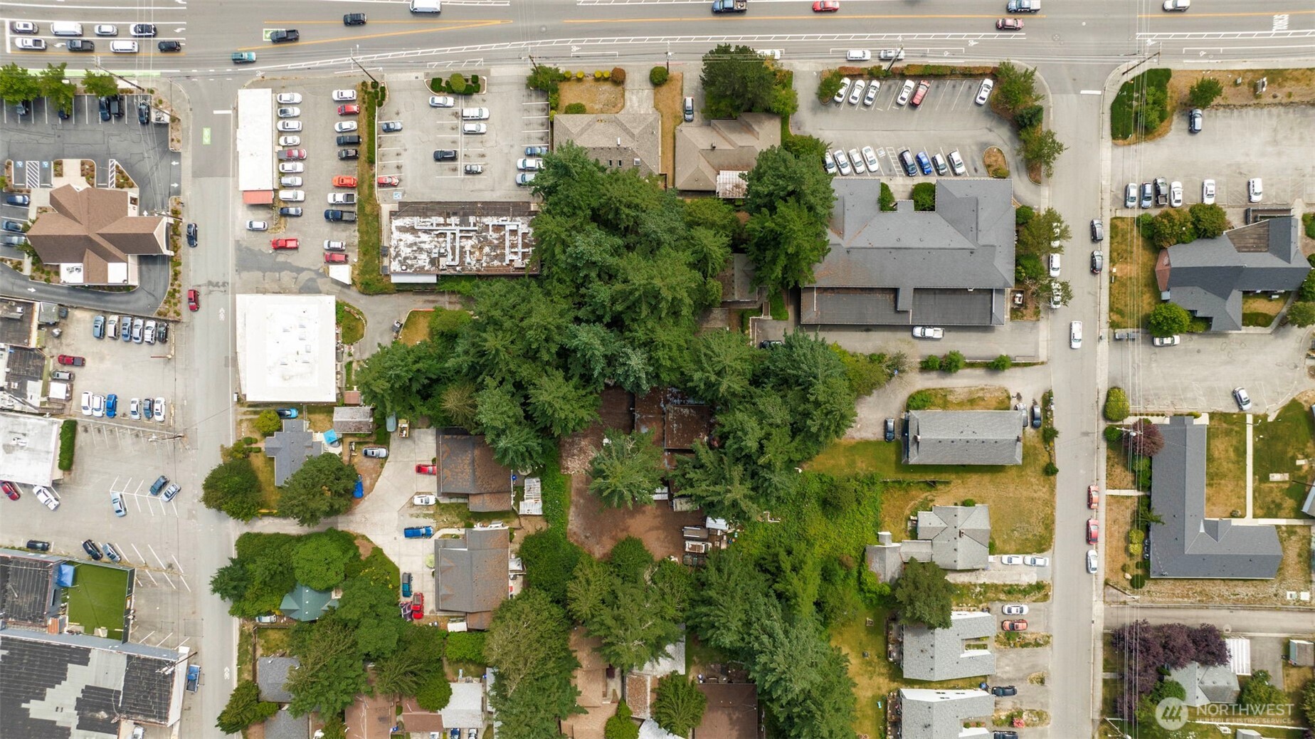 6705 Cady Road Everett, WA 98203 - Photo 4 of 16 a picture of street