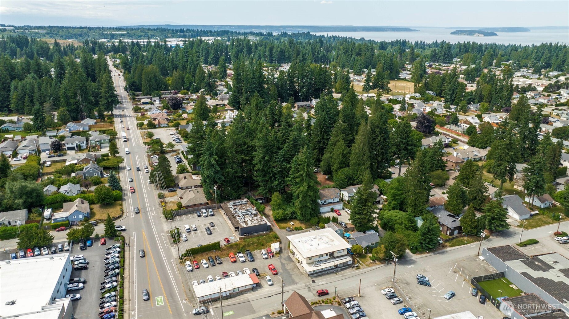 6705 Cady Road Everett, WA 98203 - Photo 8 of 16 a view of a city