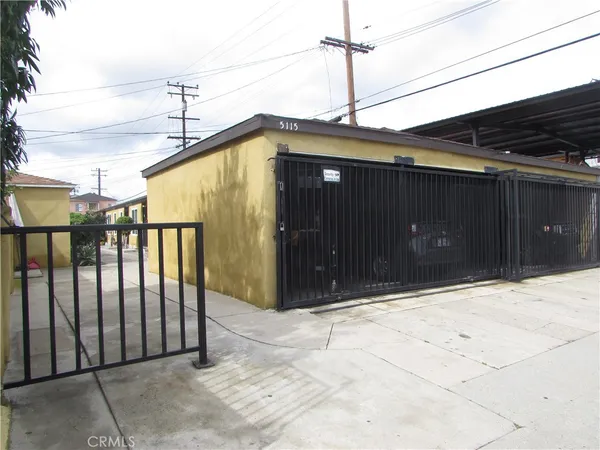 $865,000 | 5115 Loma Vista Avenue, Maywood, CA 90270