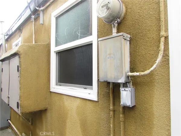 $865,000 | 5115 Loma Vista Avenue, Maywood, CA 90270