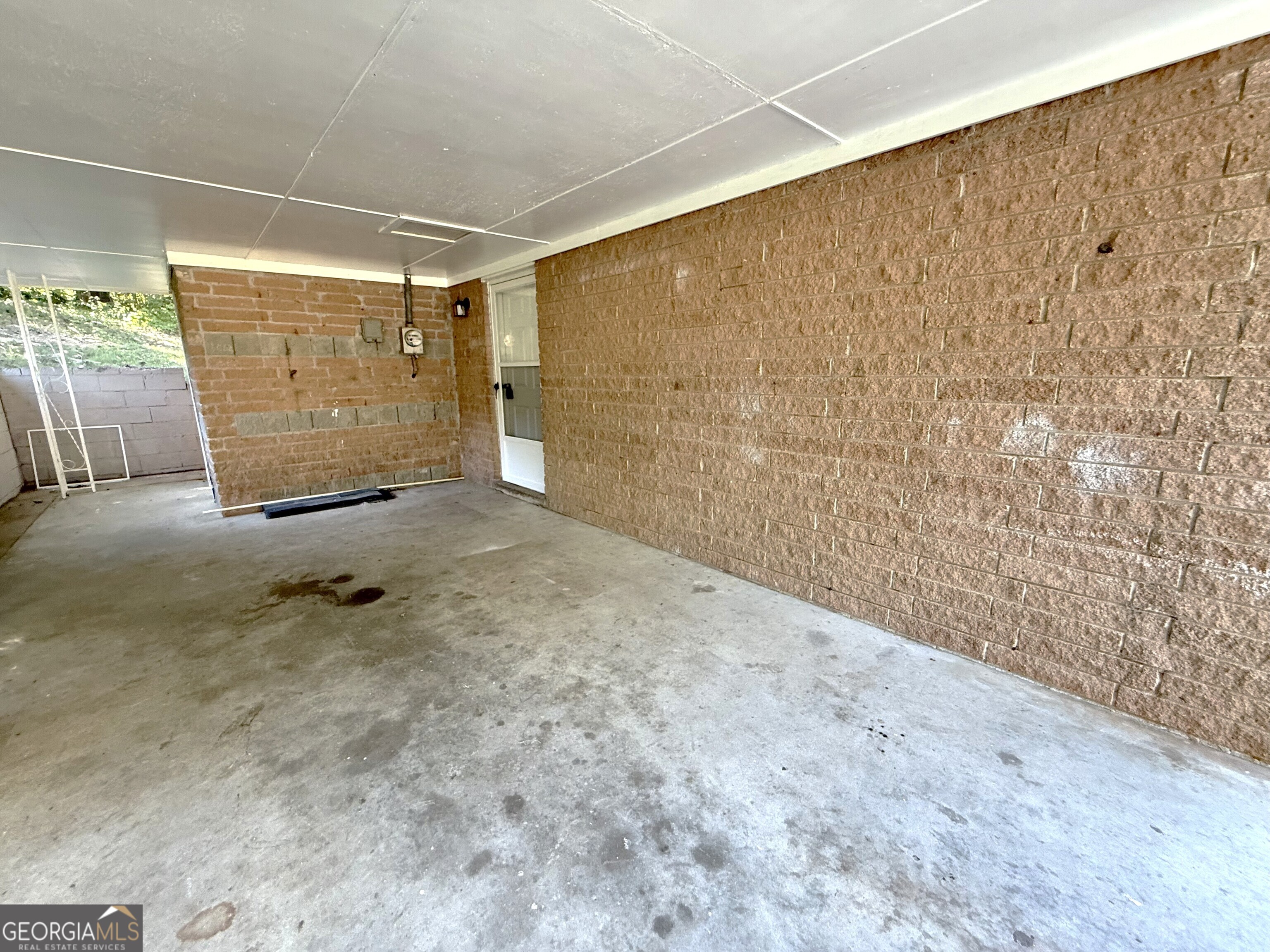 226 Poplar Street Toccoa, GA 30577 - Photo 17 of 17 a view of a garage