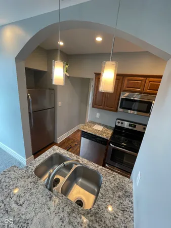 $845 | 410 East 16th Street, Unit 2, Indianapolis, IN 46202