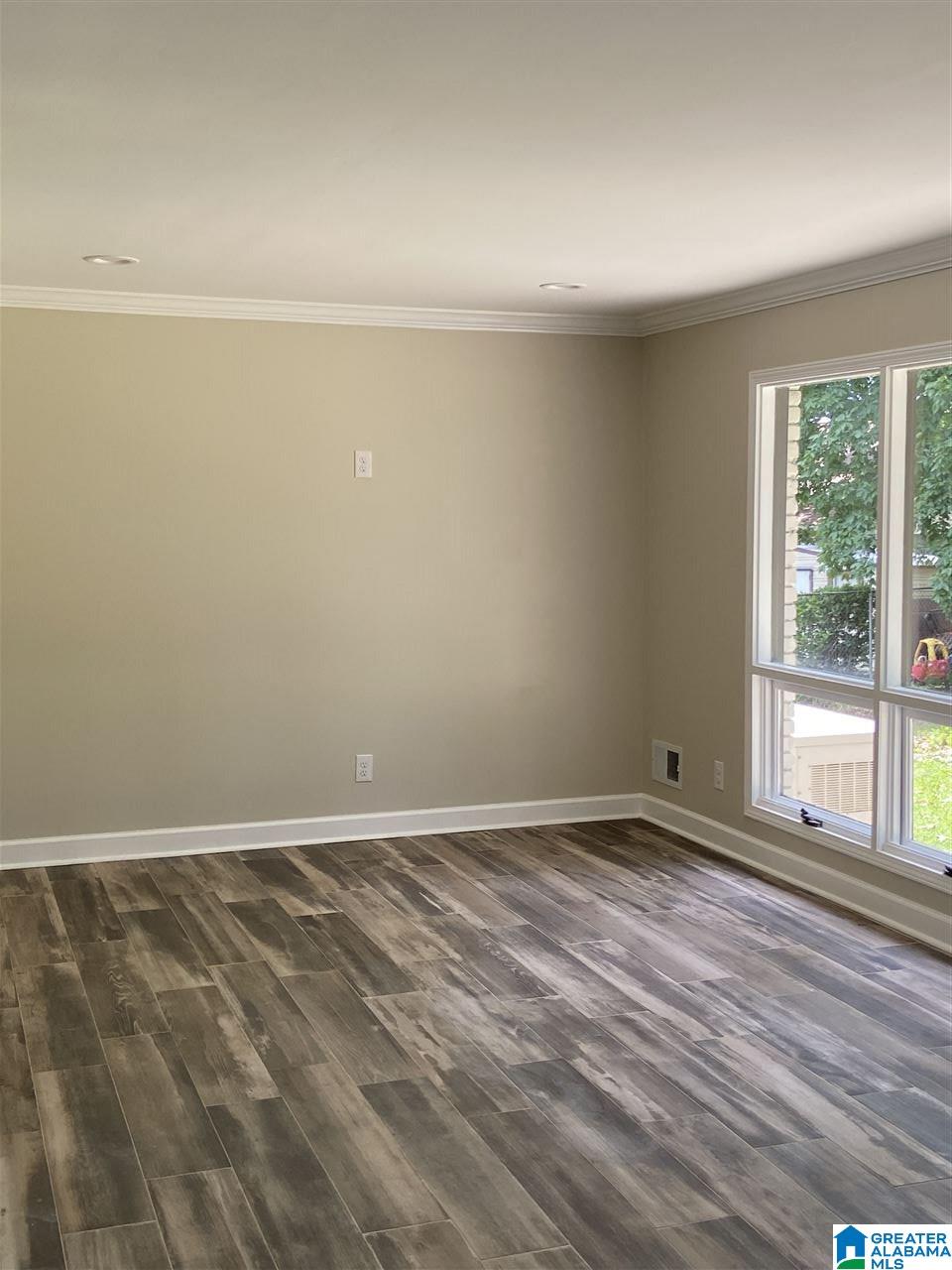112 Maddox Way Fairfield, AL 35064 - Photo 7 of 48