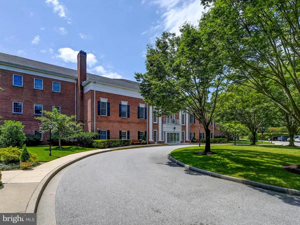 $350,000 | 502 Brightwood Clb Drive, Unit 502, Lutherville-Timonium, MD 21093