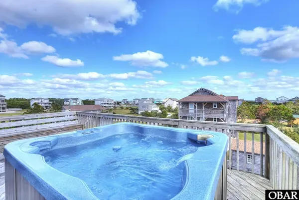 $595,000 | 25226 Bold Dune Drive, Waves, NC 27982