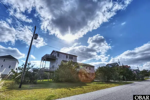 $595,000 | 25226 Bold Dune Drive, Waves, NC 27982