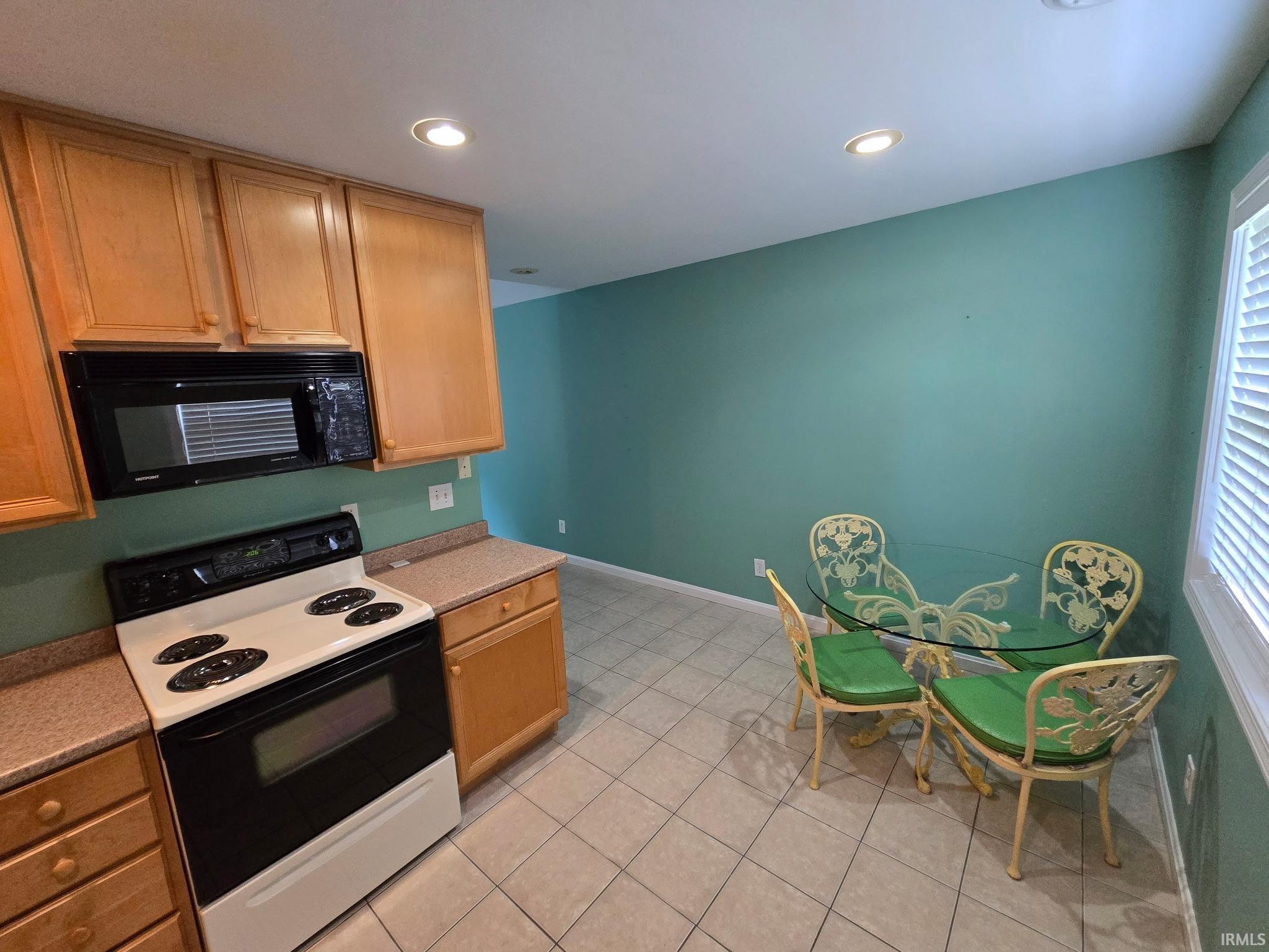 11751 Vienna Road Wadesville, IN 47638 - Photo 21 of 34