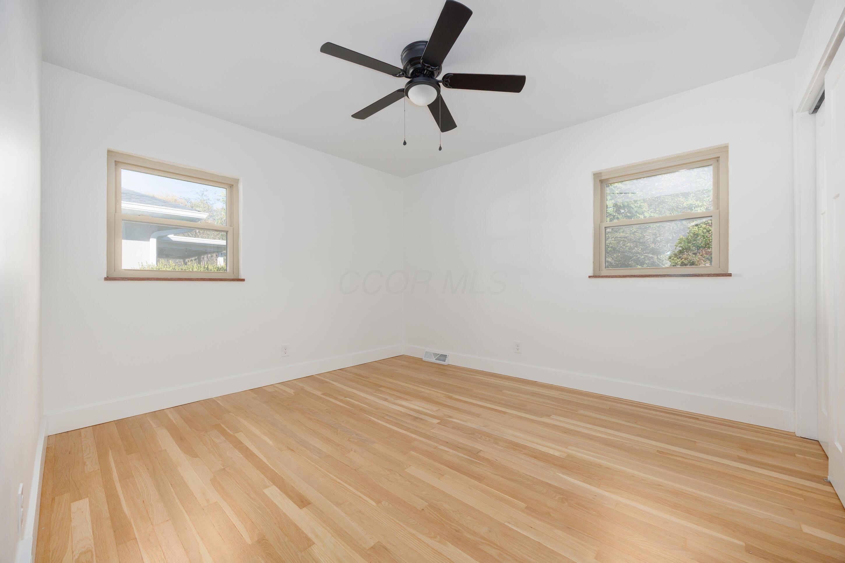 3296 Leighton Road Columbus, OH 43221 - Photo 21 of 31 1016 3296 leighton rd-18