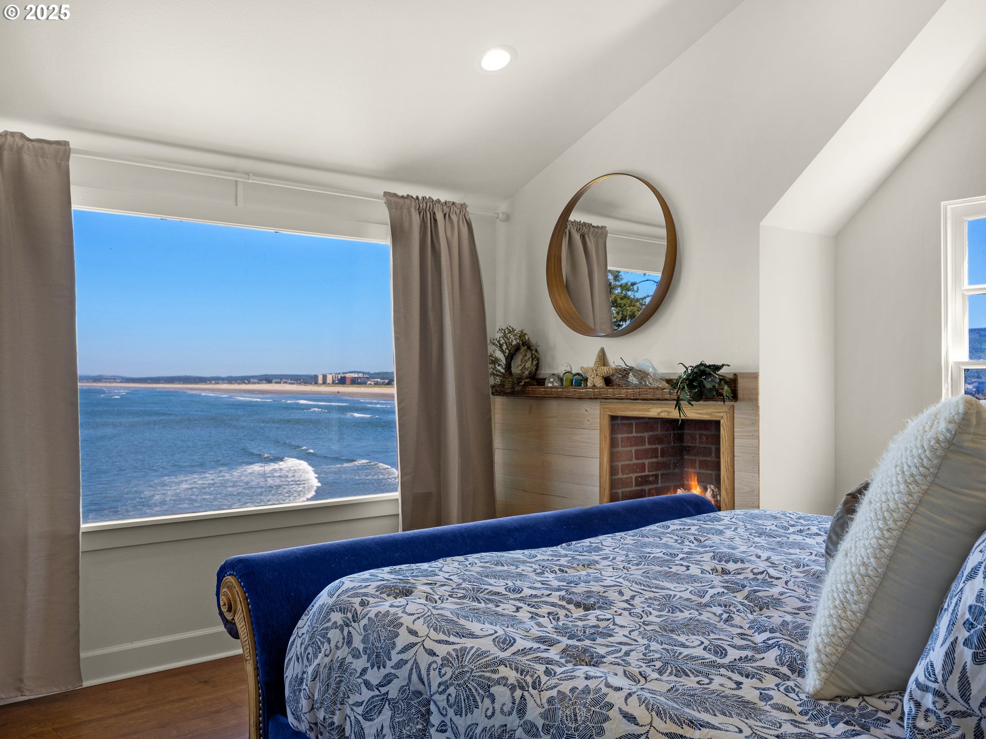 3232 Sunset Boulevard Seaside, OR 97138 - Photo 29 of 48 Bedroom