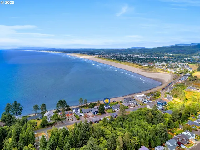 $2,575,000 | 3232 Sunset Boulevard, Seaside, OR 97138